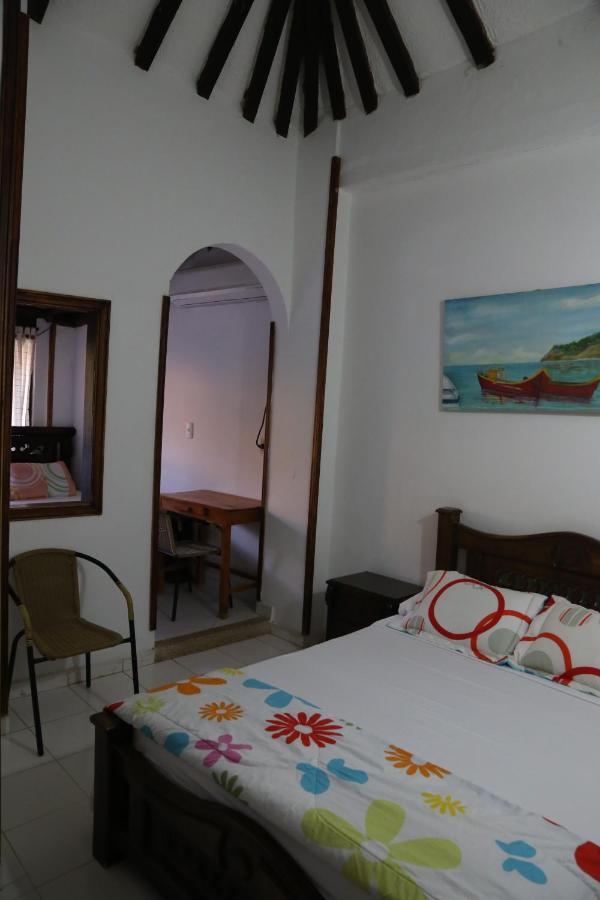Hostal Pelikan Taganga Extérieur photo
