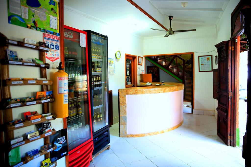 Hostal Pelikan Taganga Extérieur photo