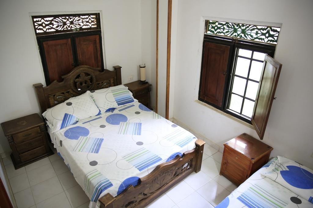 Hostal Pelikan Taganga Extérieur photo