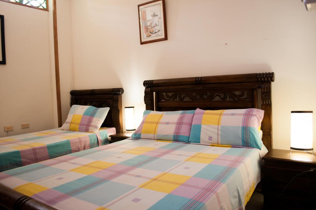 Hostal Pelikan Taganga Extérieur photo